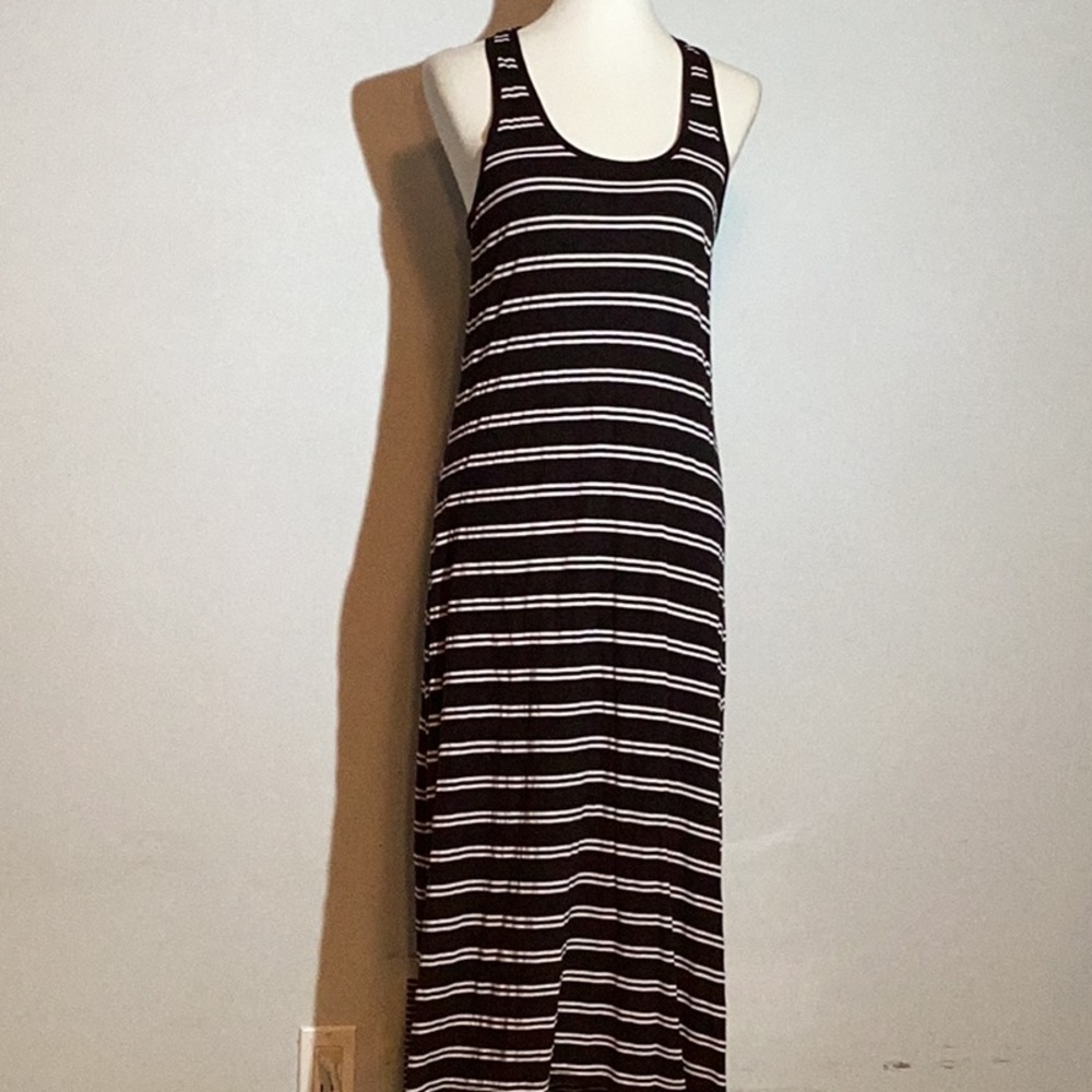 Splendid hi-low dress, U scoop neckline, racerback, partially lined, Medium